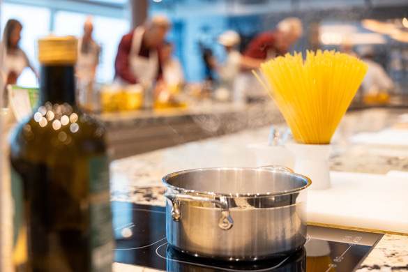 Oceania Cruises Oceania Class Culinary Centre Lifestyle 11.jpg